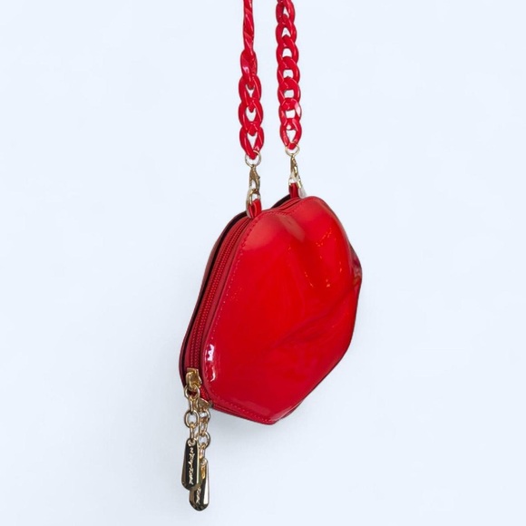 Betsey Johnson Patent Red Lips Purse - Picture 7 of 7